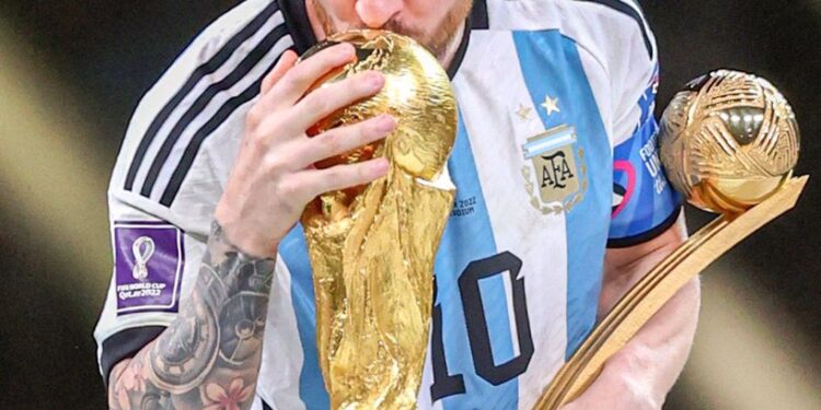 Aso Lionel Messi nye bɔɔlbɔnyi a ne saso bi mmbaa da?