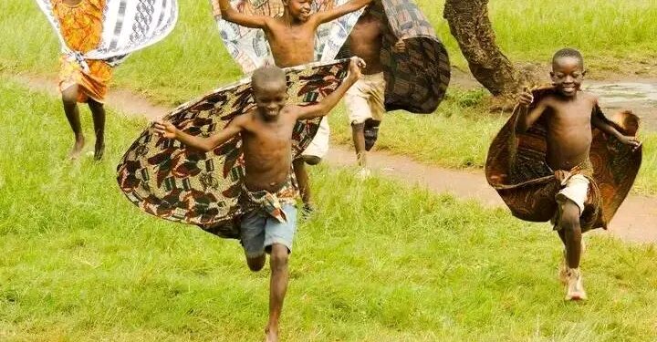 Piilolo, bongreesi, nkurobɔ na kusum agor binom a ndɛmbafo egyaa dzi