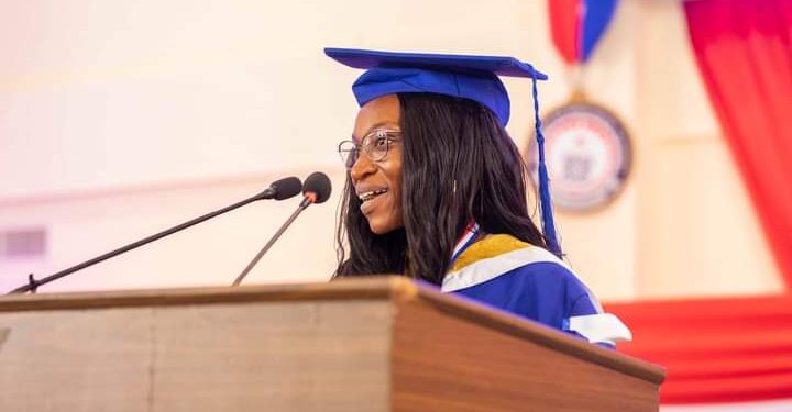 Hyia Sarah Seyram Arhinful, ɔbaa a ɔdze ‘GPA’ 4.0 wiee Simpa Suapɔn a ɔwɔ Finimfin Mantɔw mu