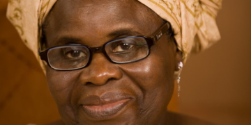 Ɔbemfo Ama Ata Aidoo – Kasadwinkyerɛwfo a ɔnam n’akyerɛw do koe maa mbaa na Ebibiman amambra