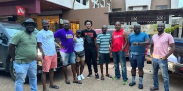 ‘Wonderlust’ Ghana akwantufo – Akwantufo a wɔdze kaar etu kwan efi Nkran akɔ London