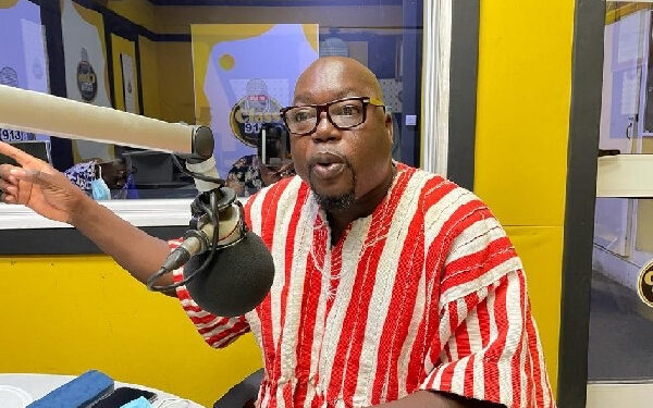 Wɔn a wɔkra nneɛma firi amanɔne ne wɔn a wɔde nneɛma mane kɔ amanɔne kuo no akasa